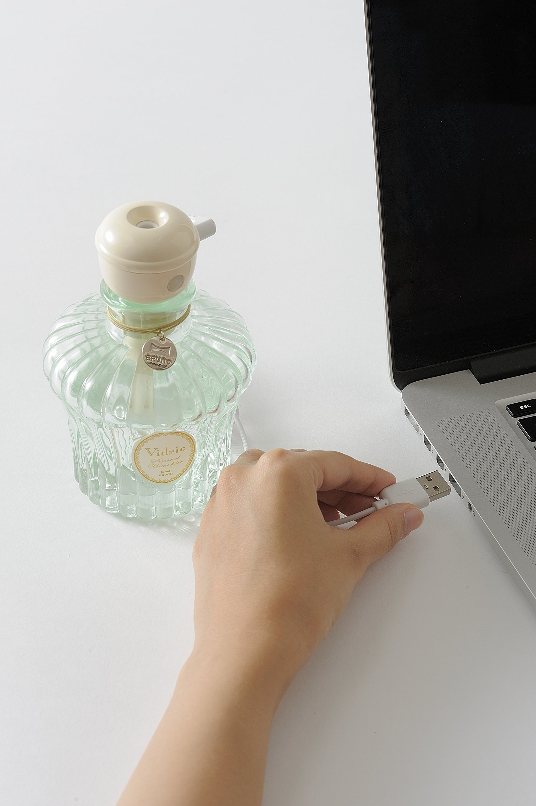 ★BRUNO パーソナル加湿器 Color Vidrio ブルー BDE022- Amazon.co.jp: BRUNO パーソナル加湿器 Color Vidrio グリーン BDE022